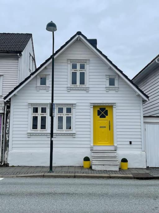 The Yellow Door ستافانجر المظهر الخارجي الصورة